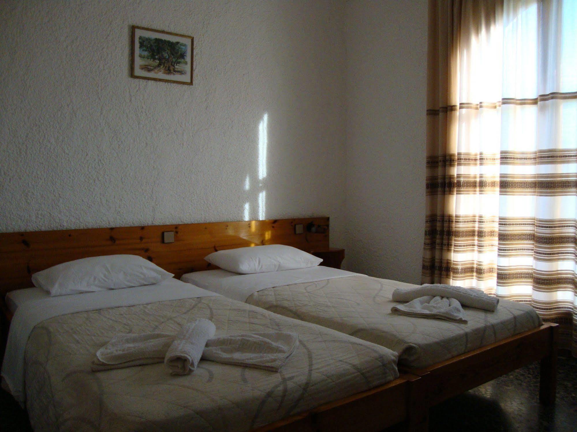Lefka Hotel Kolymbari Exterior photo