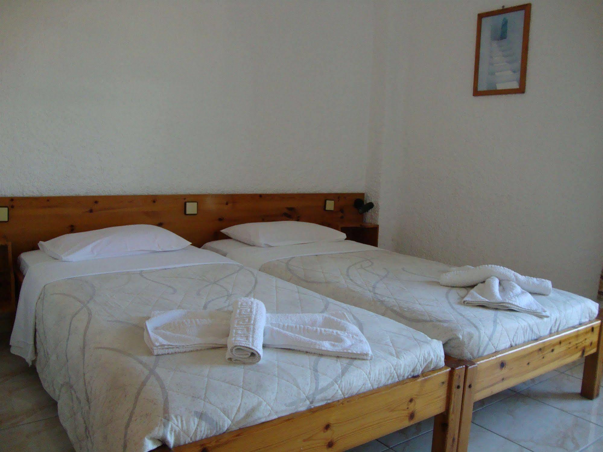 Lefka Hotel Kolymbari Exterior photo